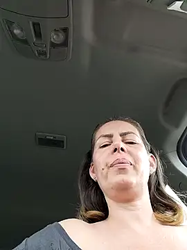 Snapshot of uber_babe chatting on March 2025 06:37:02 AM uber babe online show from March 2025 06:37:02 AM