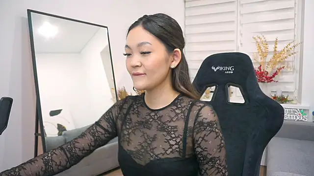 Peopleneedlove144 online show from January 2025 05:15:02 PM