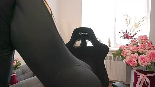 Peopleneedlove144 online show from January 2025 09:35:01 AM