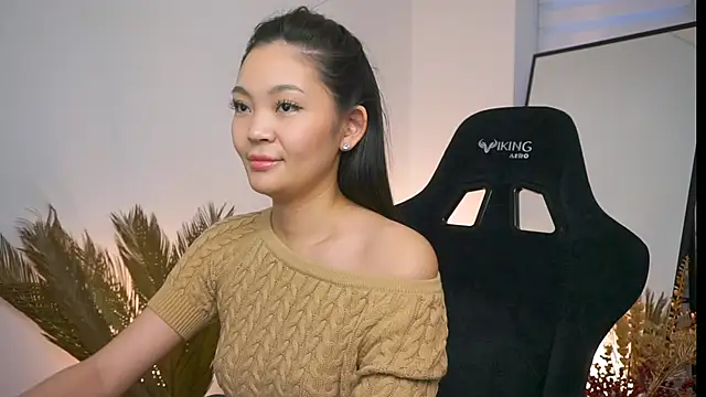 Peopleneedlove144 online show from January 2025 12:53:01 PM