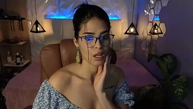 AlessiaVal  online show from November 2025 02:27:02 PM