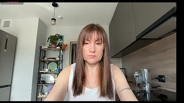 Snapshot of jainesummer chatting on May 2026 12:35:02 PM jainesummer online show from May 2026 12:35:02 PM