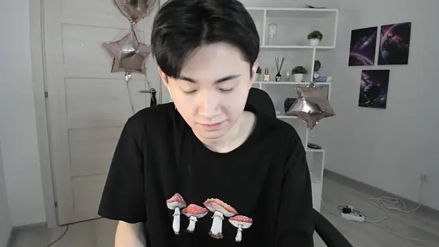 Miram Yu online show from January 2025 04:44:02 AM