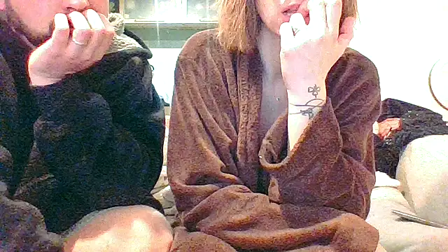 Snapshot of Cplhdef chatting on February 2026 06:27:01 PM Cplhdef online show from February 2026 06:27:01 PM