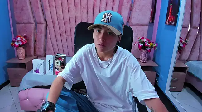 Im Mathias online show from March 2025 02:46:02 AM