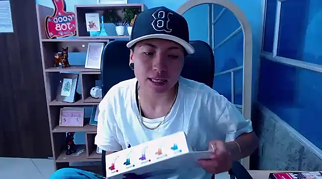 Im Mathias online show from March 2025 03:24:01 AM