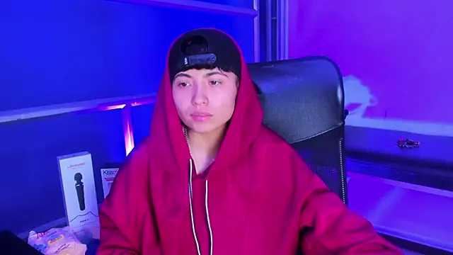 Im Mathias online show from December 2025 04:41:02 AM