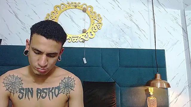 Snapshot of salome_daniel chatting on February 2025 08:14:02 PM salome daniel online show from February 2025 08:14:02 PM