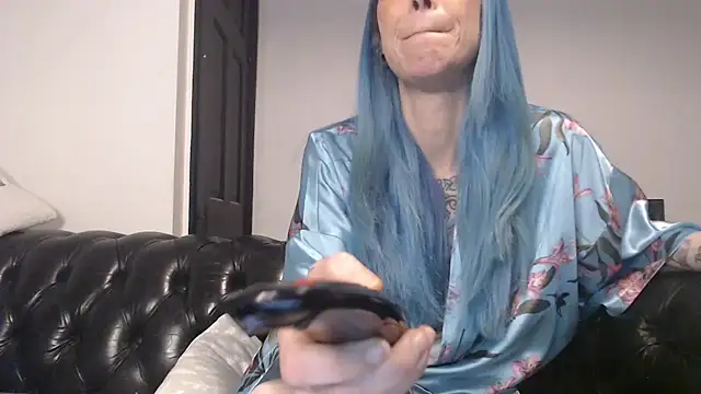 RavenryderUK online show from January 2025 09:15:02 PM