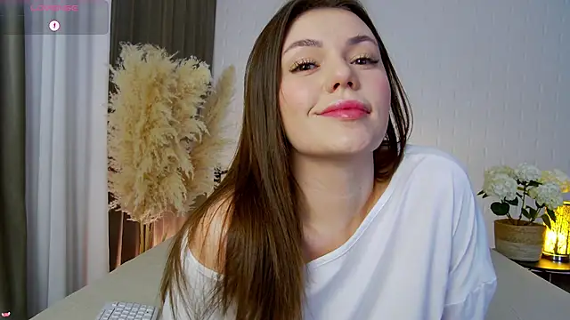  RiverLov online show from May 2026 08:25:01 PM