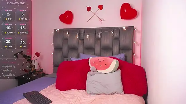 Snapshot of julz_03 chatting on February 2025 10:14:02 PM julz 03 online show from February 2025 10:14:02 PM