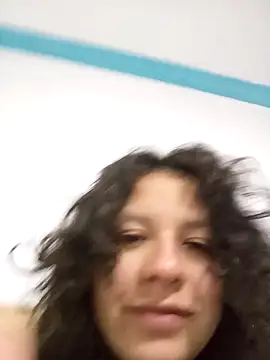 Snapshot of julz_03 chatting on February 2025 04:25:01 AM julz 03 online show from February 2025 04:25:01 AM