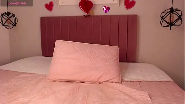 Snapshot of julz_03 chatting on March 2025 11:07:01 PM julz 03 online show from March 2025 11:07:01 PM