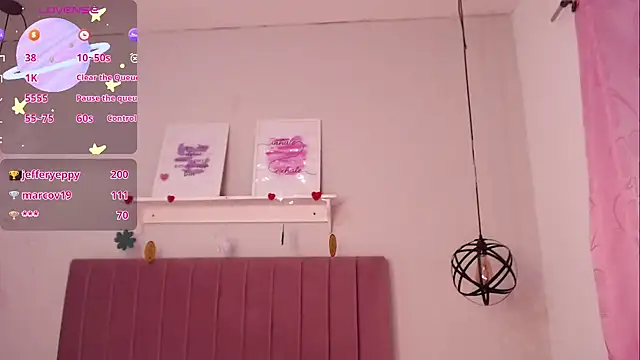 Snapshot of julz_03 chatting on March 2025 08:08:01 PM julz 03 online show from March 2025 08:08:01 PM