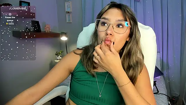  Sophie  miller online show from May 2026 08:04:02 PM