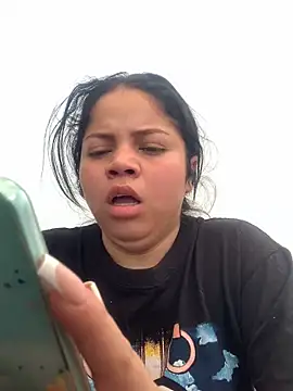 Snapshot of Elaa_euphoria chatting on December 2024 06:43:02 PM Elaa euphoria online show from December 2024 06:43:02 PM