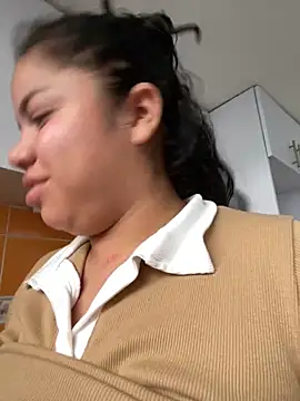 Snapshot of Elaa_euphoria chatting on January 2025 02:30:02 PM Elaa euphoria online show from January 2025 02:30:02 PM