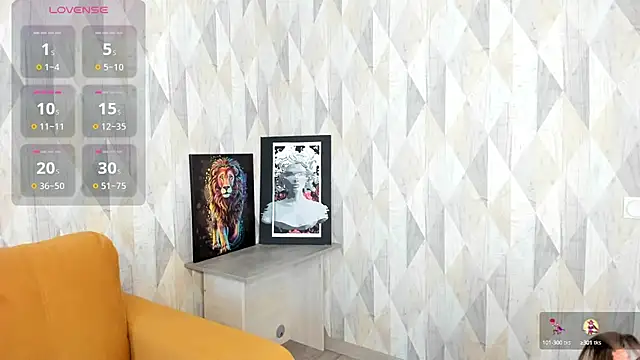 Snapshot of Michelle_Blond chatting on January 2025 07:30:01 AM Michelle Blond online show from January 2025 07:30:01 AM