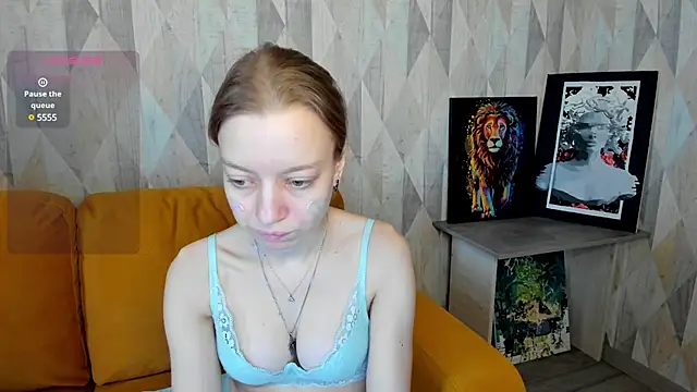 Snapshot of Michelle_Blond chatting on February 2025 07:56:01 AM Michelle Blond online show from February 2025 07:56:01 AM