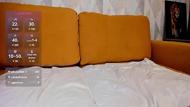 Snapshot of Michelle_Blond chatting on March 2025 10:06:02 AM Michelle Blond online show from March 2025 10:06:02 AM