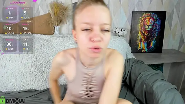 Snapshot of Michelle_Blond chatting on September 2025 07:10:02 AM Michelle Blond online show from September 2025 07:10:02 AM