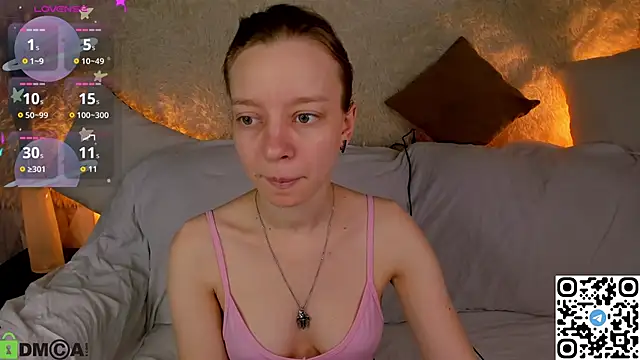 Snapshot of Michelle_Blond chatting on December 2025 08:01:01 AM Michelle Blond online show from December 2025 08:01:01 AM