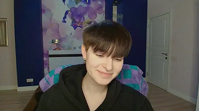 EmiliaYours online show from January 2025 05:02:01 PM