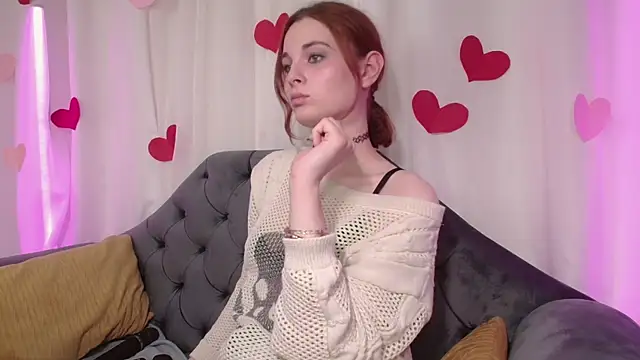 Snapshot of AprilAvery chatting on February 2025 09:57:01 PM AprilAvery online show from February 2025 09:57:01 PM