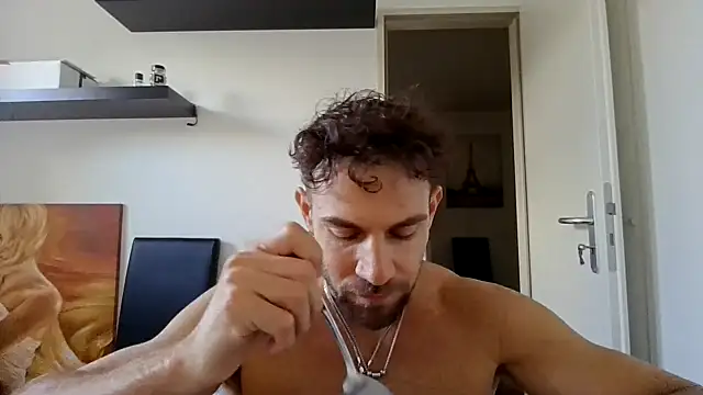 alpha-hunk online show from September 2025 10:36:01 AM