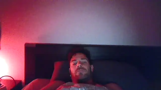 alpha-hunk online show from December 2025 09:21:02 PM