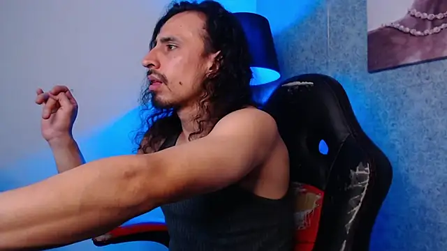 Snapshot of Sr_Magnus_ chatting on February 2025 04:31:01 AM Sr Magnus online show from February 2025 04:31:01 AM