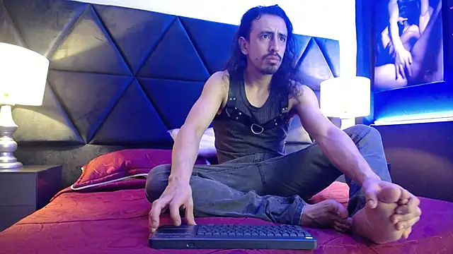 Snapshot of Sr_Magnus_ chatting on March 2025 04:58:02 AM Sr Magnus online show from March 2025 04:58:02 AM