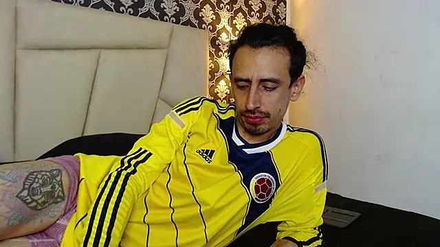 Snapshot of Sr_Magnus_ chatting on March 2025 10:40:02 AM Sr Magnus online show from March 2025 10:40:02 AM