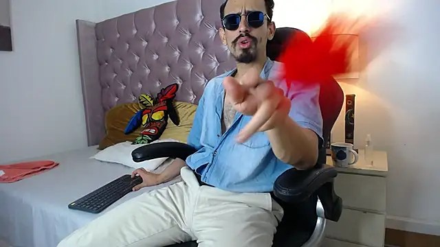 Snapshot of Sr_Magnus_ chatting on September 2025 04:58:01 AM Sr Magnus online show from September 2025 04:58:01 AM