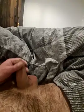 Snapshot of NiceBone000 chatting on February 2026 09:32:01 PM NiceBone000 online show from February 2026 09:32:01 PM