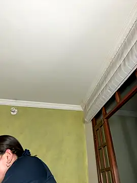 aurora divine online show from November 2025 11:54:02 PM