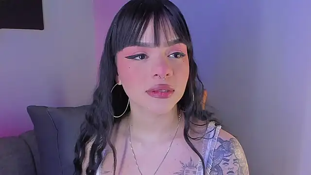 maddy walker online show from January 2025 09:09:02 PM