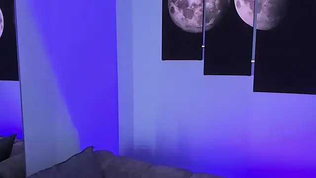 maddy walker online show from March 2025 03:18:02 AM