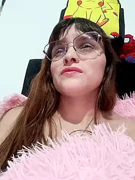 Snapshot of Lucyy-hess chatting on December 2024 02:23:02 AM Lucyy-hess online show from December 2024 02:23:02 AM