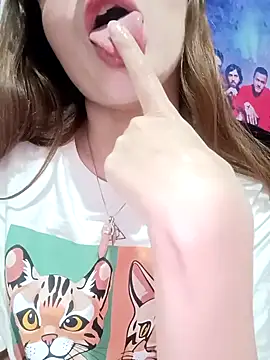 Snapshot of Lucyy-hess chatting on December 2024 11:49:02 PM Lucyy-hess online show from December 2024 11:49:02 PM