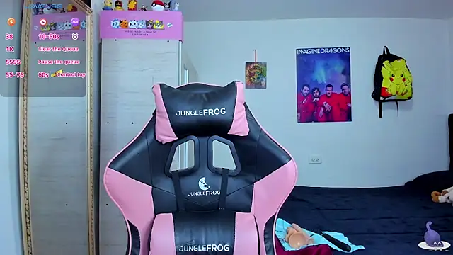 Snapshot of Lucyy-hess chatting on October 2025 08:51:01 PM Lucyy-hess online show from October 2025 08:51:01 PM