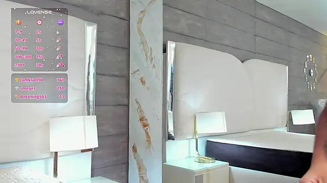 Snapshot of MadyJackson chatting on January 2025 02:39:01 AM MadyJackson online show from January 2025 02:39:01 AM