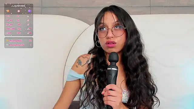 Snapshot of MadyJackson chatting on February 2025 08:02:02 PM MadyJackson online show from February 2025 08:02:02 PM