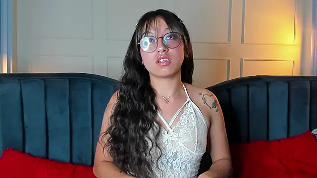 Snapshot of MadyJackson chatting on February 2025 07:54:01 PM MadyJackson online show from February 2025 07:54:01 PM