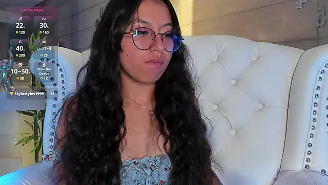 Snapshot of MadyJackson chatting on February 2025 11:04:01 PM MadyJackson online show from February 2025 11:04:01 PM