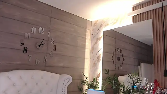 Snapshot of MadyJackson chatting on March 2025 08:00:01 PM MadyJackson online show from March 2025 08:00:01 PM