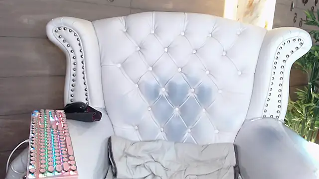 Snapshot of MadyJackson chatting on March 2025 11:12:02 PM MadyJackson online show from March 2025 11:12:02 PM