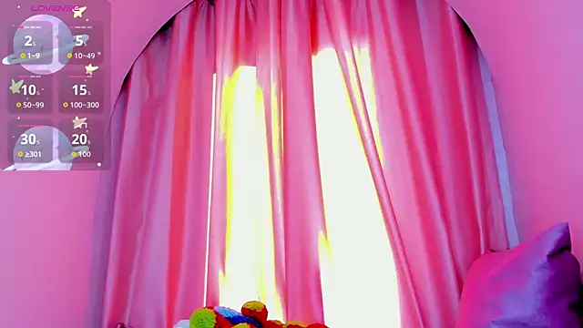 Snapshot of MadyJackson chatting on September 2025 11:58:01 AM MadyJackson online show from September 2025 11:58:01 AM