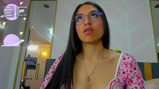 Snapshot of MadyJackson chatting on October 2025 11:41:02 AM MadyJackson online show from October 2025 11:41:02 AM