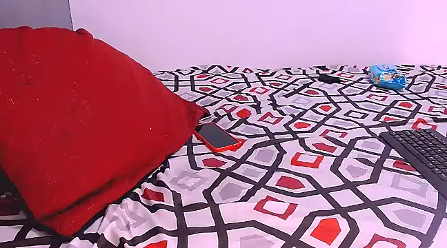 bubble red online show from February 2025 07:18:02 PM